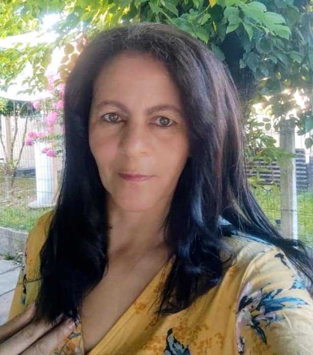 MARGARETE FLORES